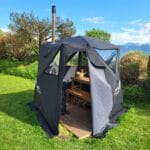 Starterkit Aurora von Alpine Sauna – mobile Zeltsauna mit Holzofen und Panoramafenstern